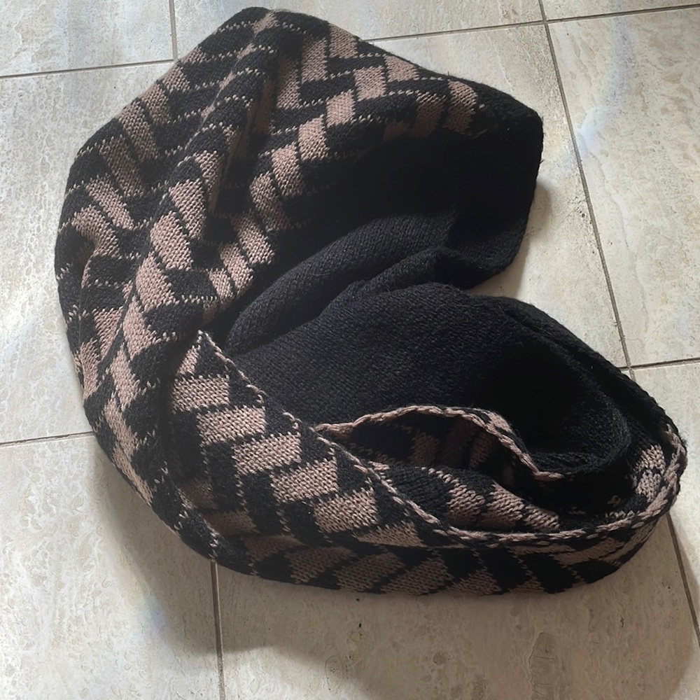 Infinity scarf